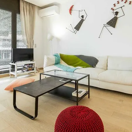 아파트 Stylish 3-bedroom & Terrace